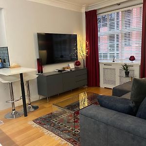 Modern Quiet 1 Bed Flat -Mayfair